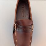 Loafer top